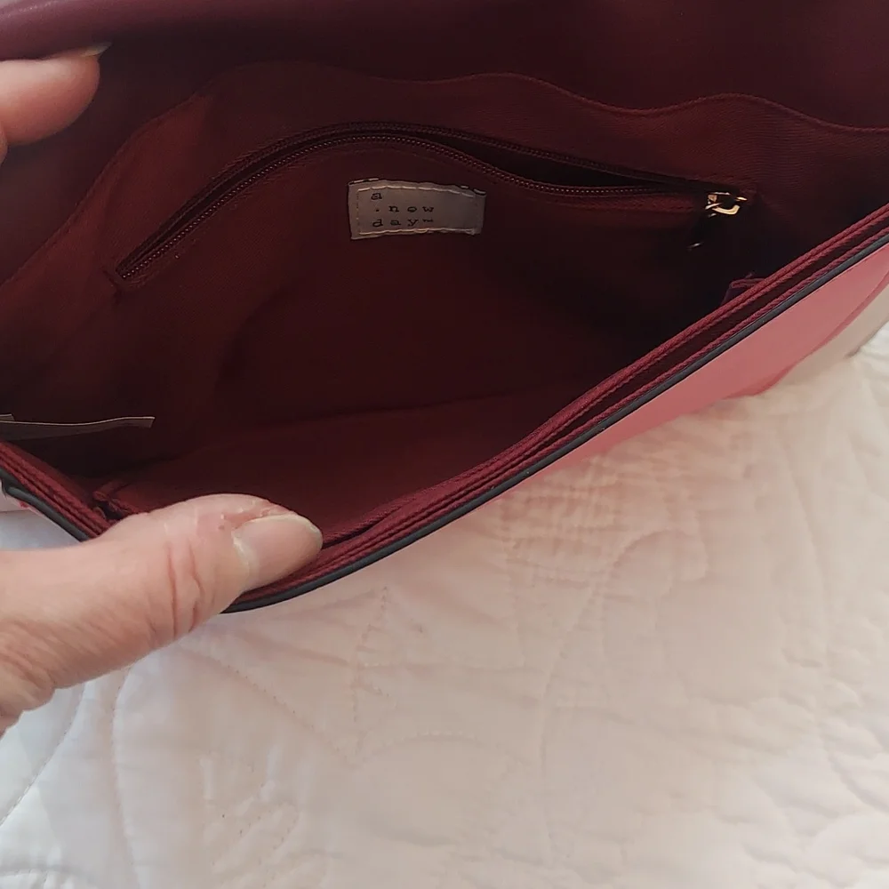 A New Day Soft Beautiful Colorblock Clutch Purse, Multiple Pockets, Like New